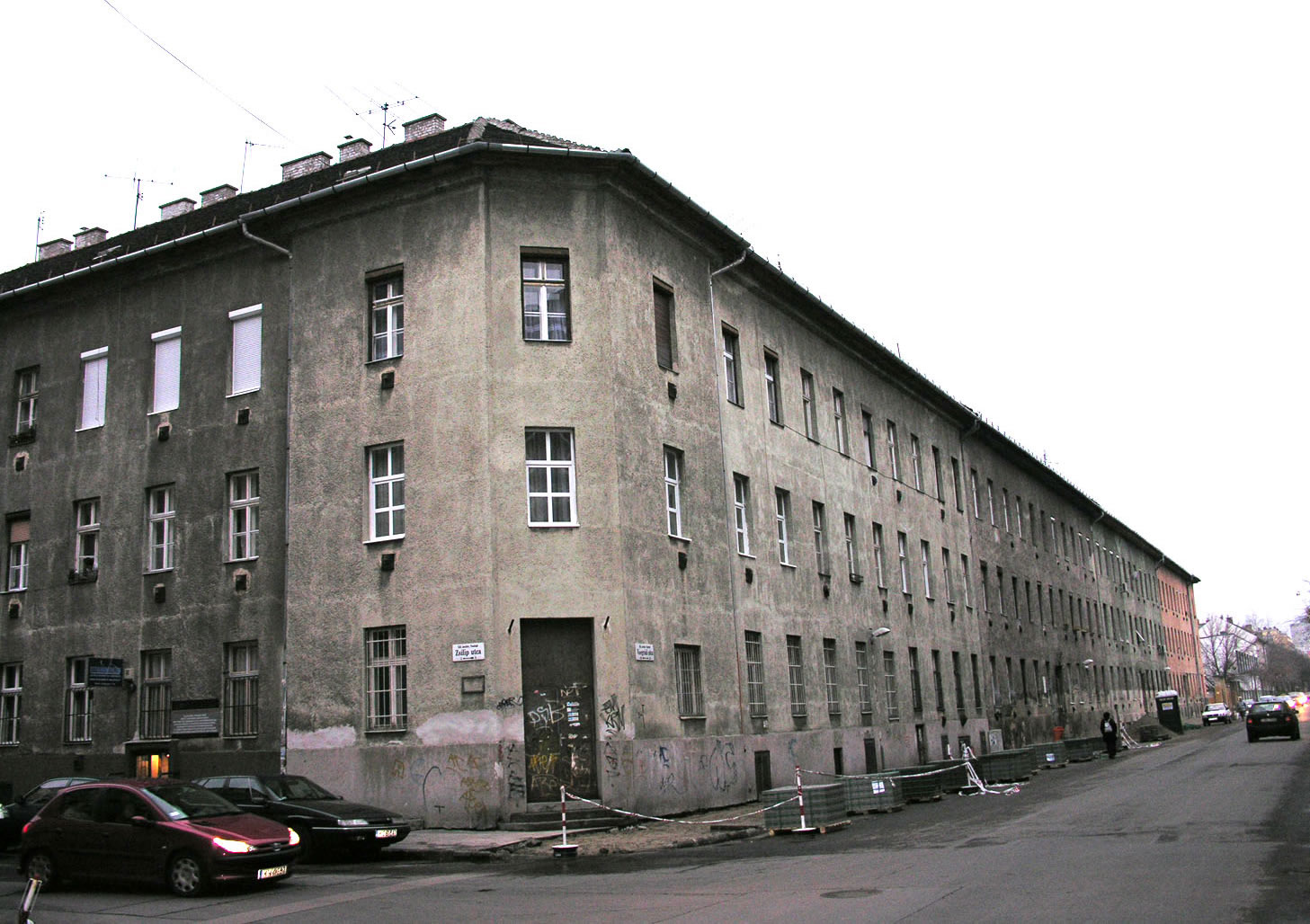 �llapot- �s �llagfelm�r�s, �p�letek �llapotr�gz�t�se